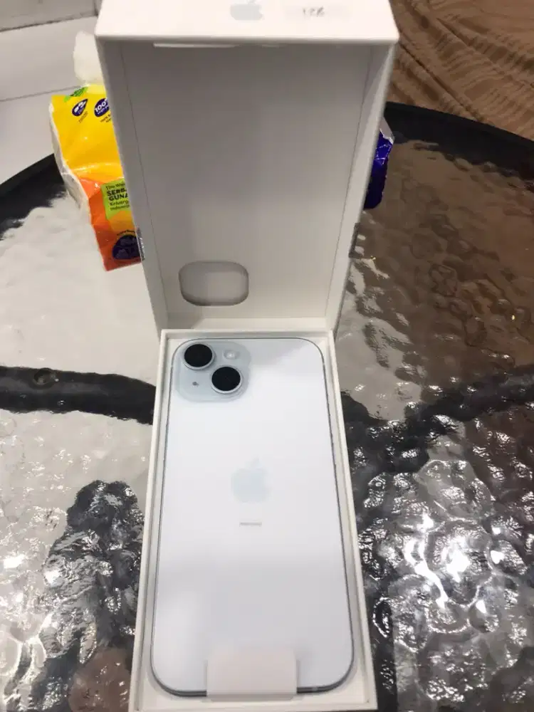 Dijual iPhone 15 (baru buka segel saja)