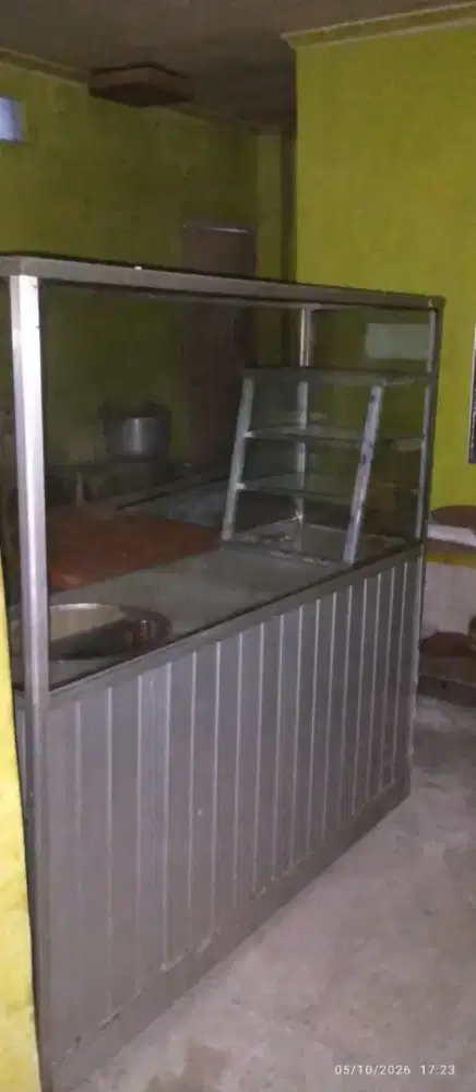 Dijual Etalase Bekas Jualan Soto Ayam Kampung Lamongan