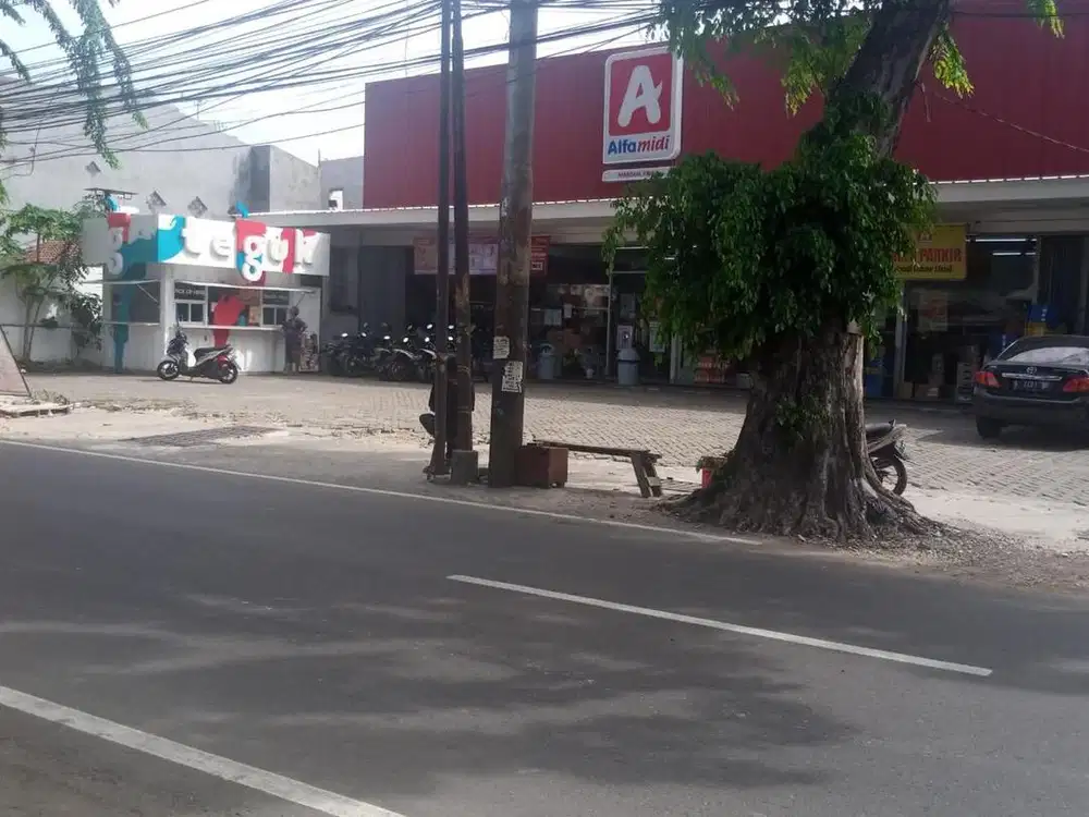 Dijual cepat rumah lokasi strategis SHM