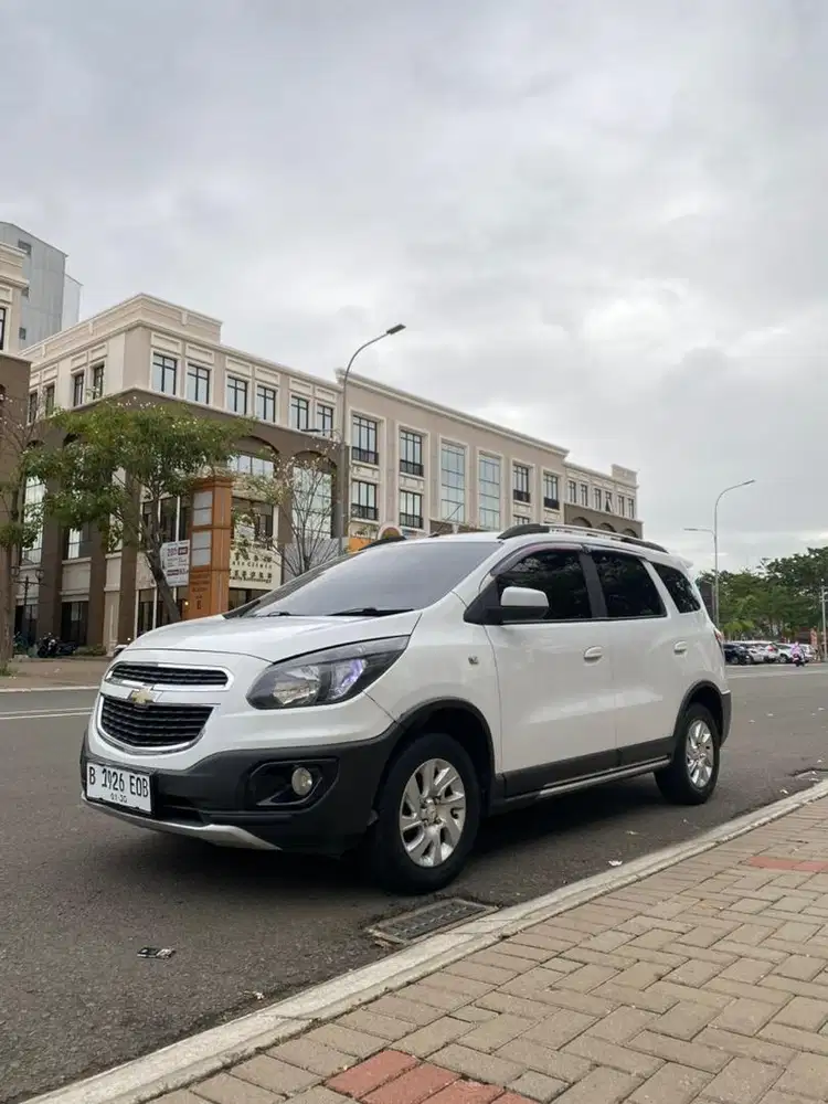Chevrolet Spin 2013 Bensin