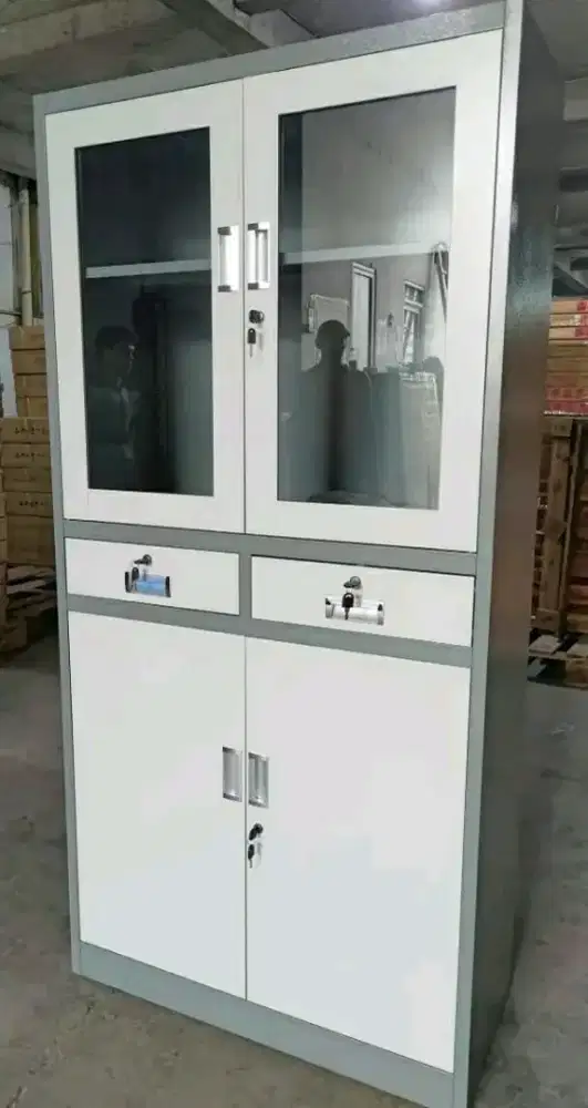 Lemari arsip baru