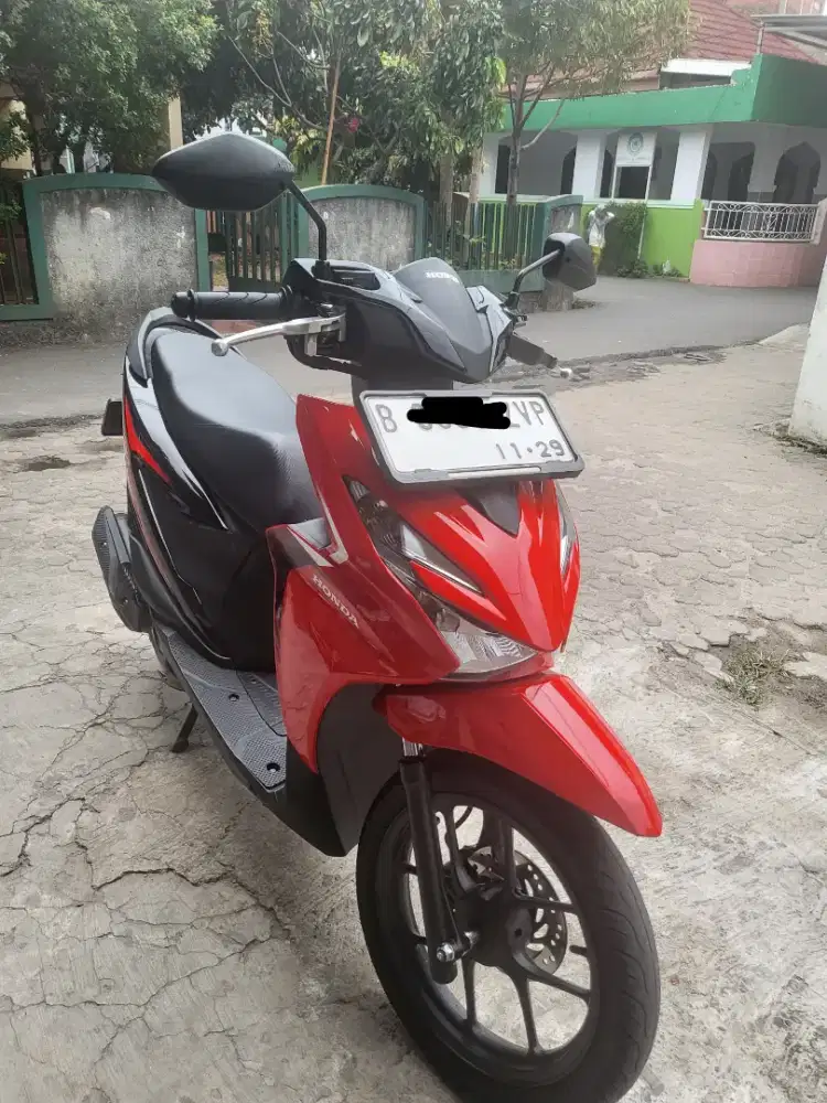 Di jual . Honda beat cbs tahun 2024.