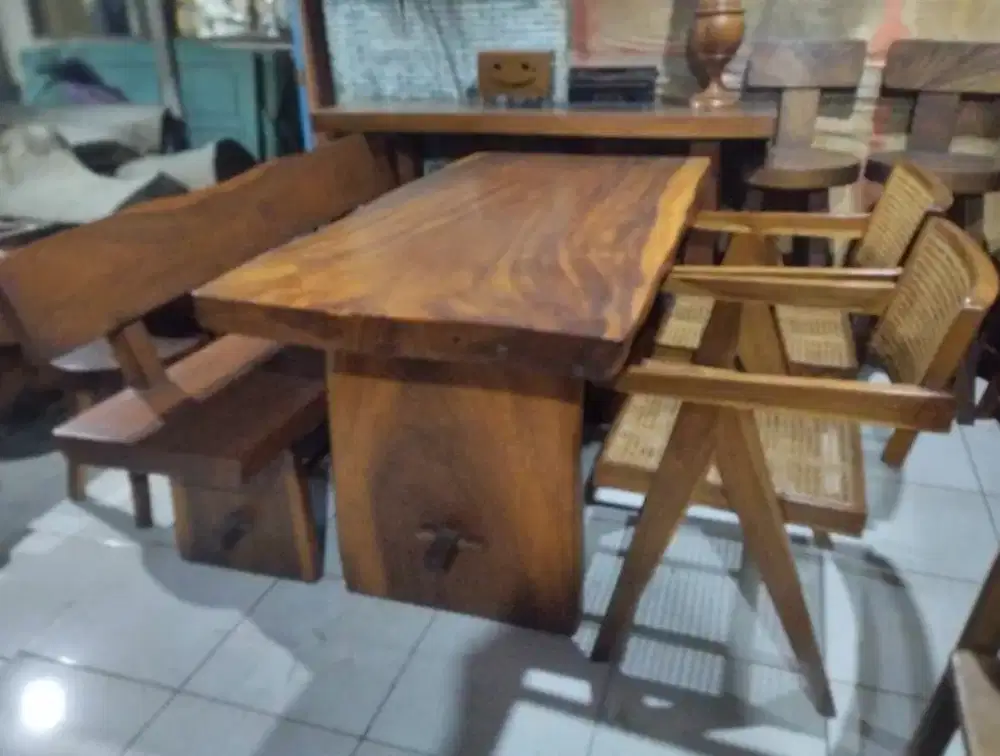 Meja makan set kayu utuh antik unik alami