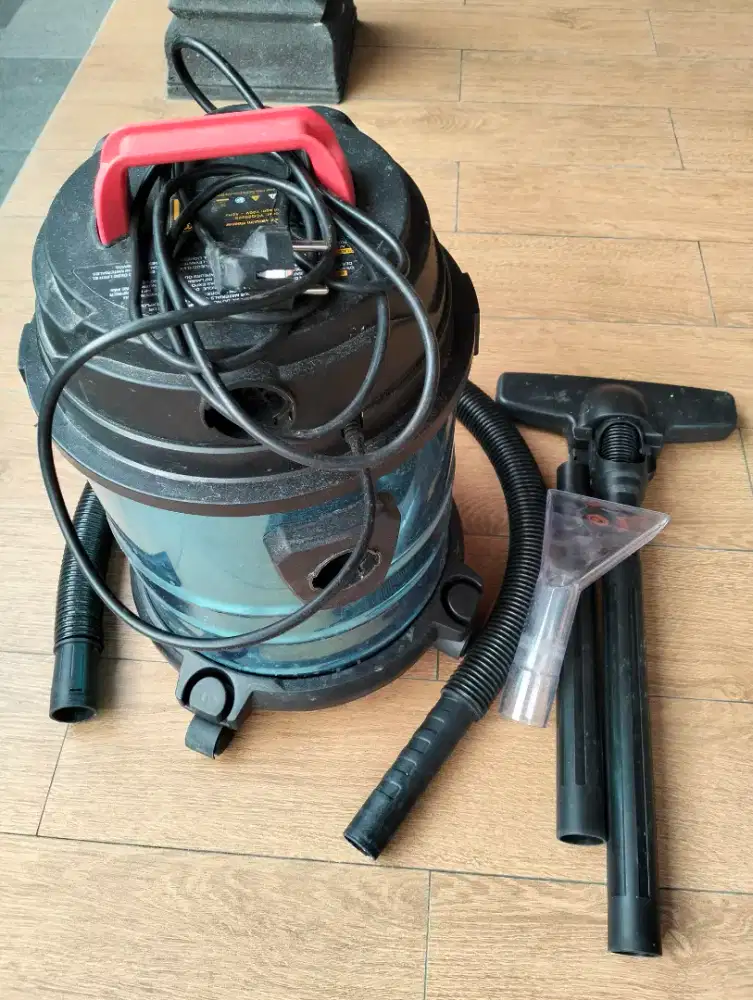 Dijual vacuum cleaner Tixx