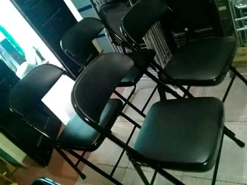Kursi lipat recondisi