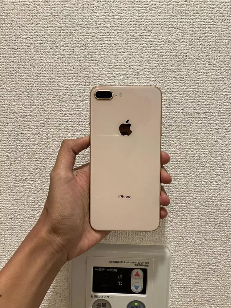 iphone 8 Plus 64 inter