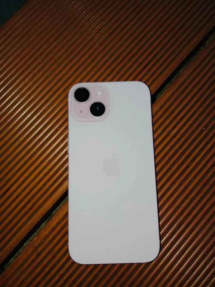 iPhone 15 128GB iBox • BH 100% • Mulus • Garansi 1 Tahun