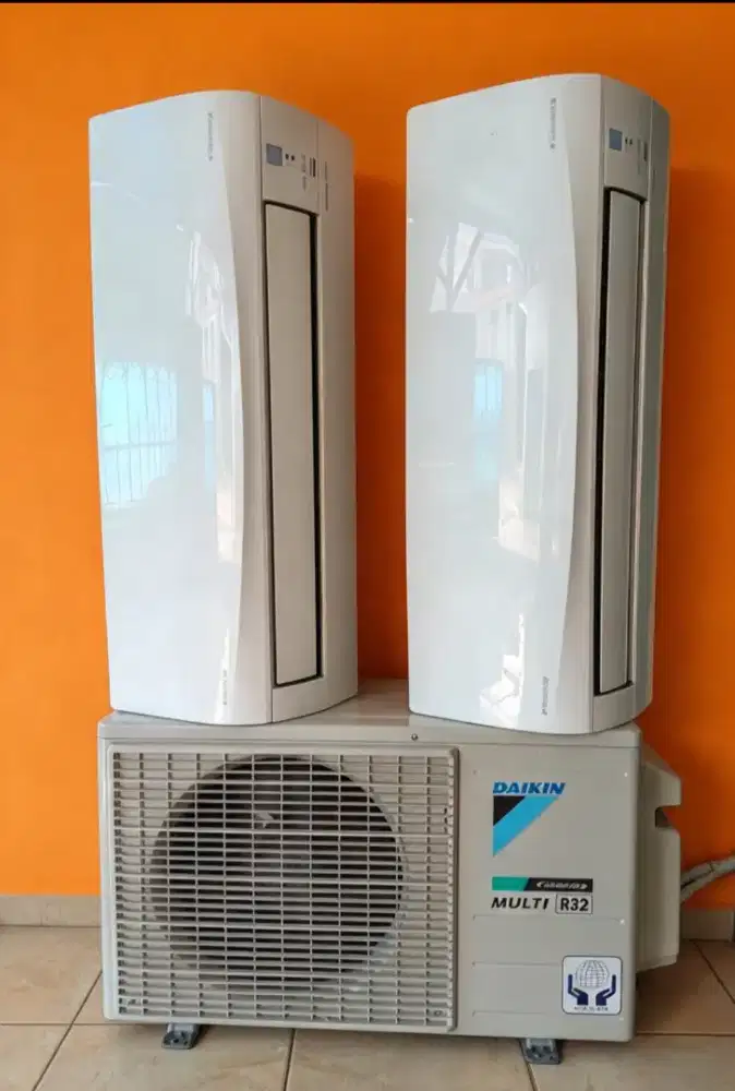 AC Daikin inverter multi S 2 koneksi masih mulus tinggal pakai
