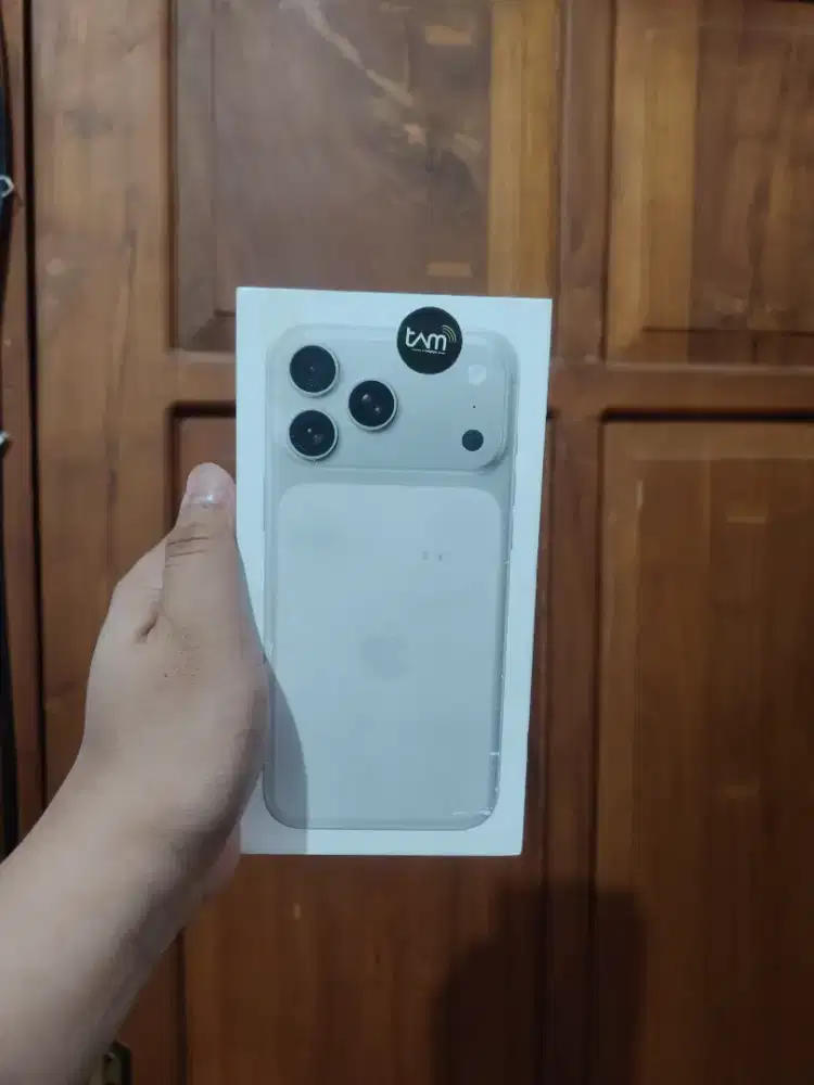IPHONE 17 PROMAX 256 GB SILVER NEW BNIB GARANSI RESMI IBOX TAM