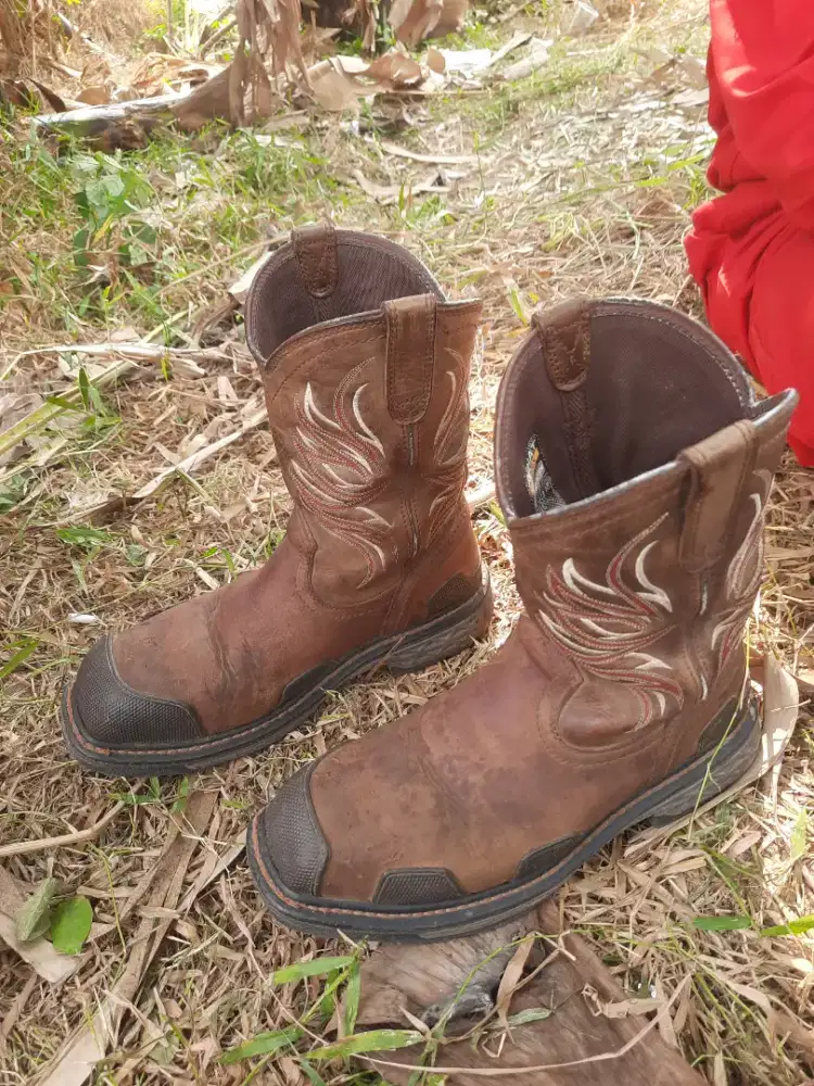 Safety Shoes Ariat Size 40