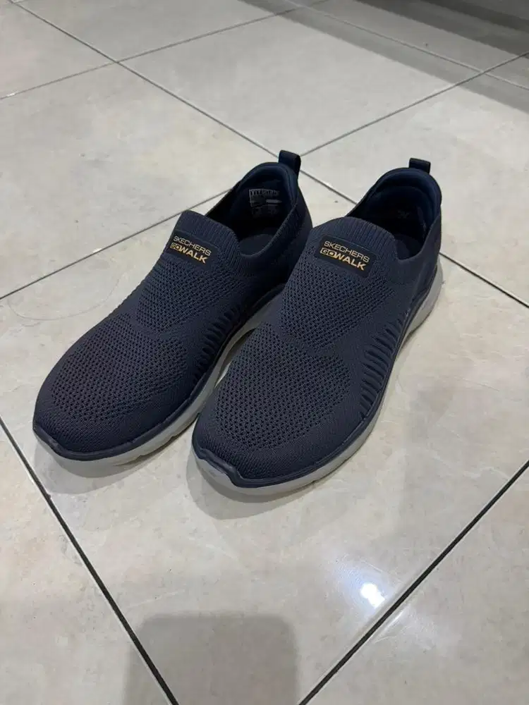 Skechers Go Walk 6 (Ukuran 41)