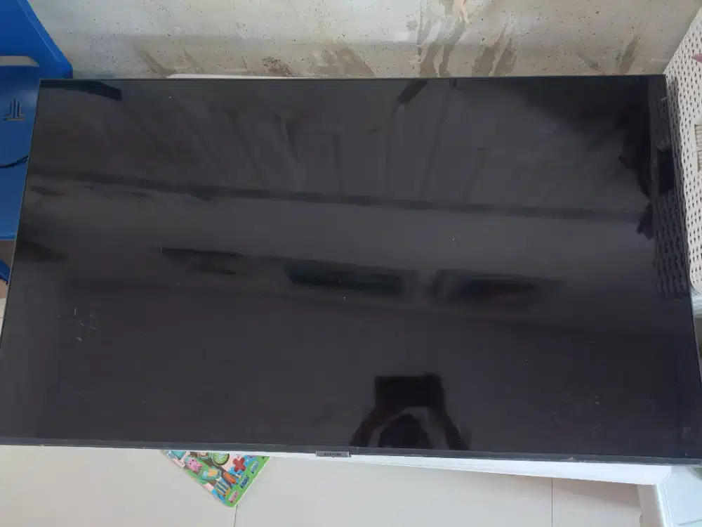 TV Samsung 40 Inch Smart TV (Rusak)