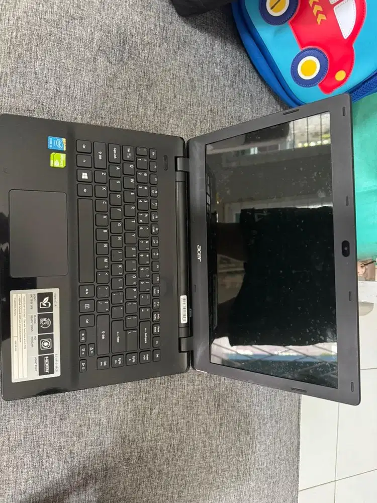 Laptop acer aspire i5 E5 - 471G