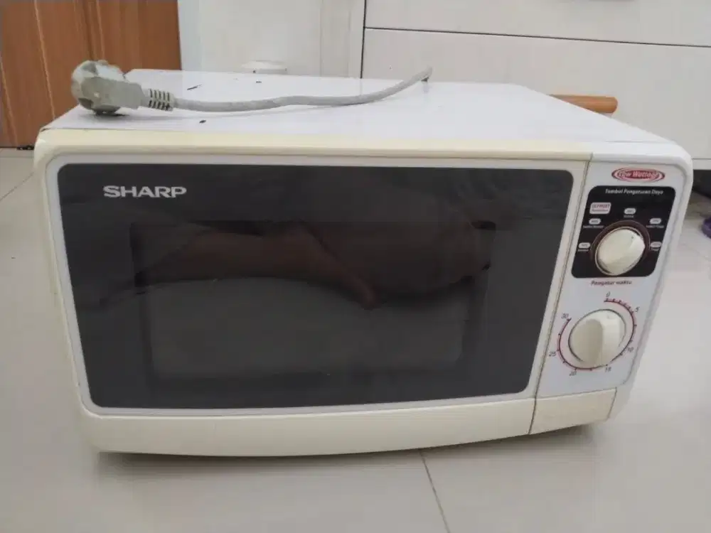Jual microwave sharp seken
