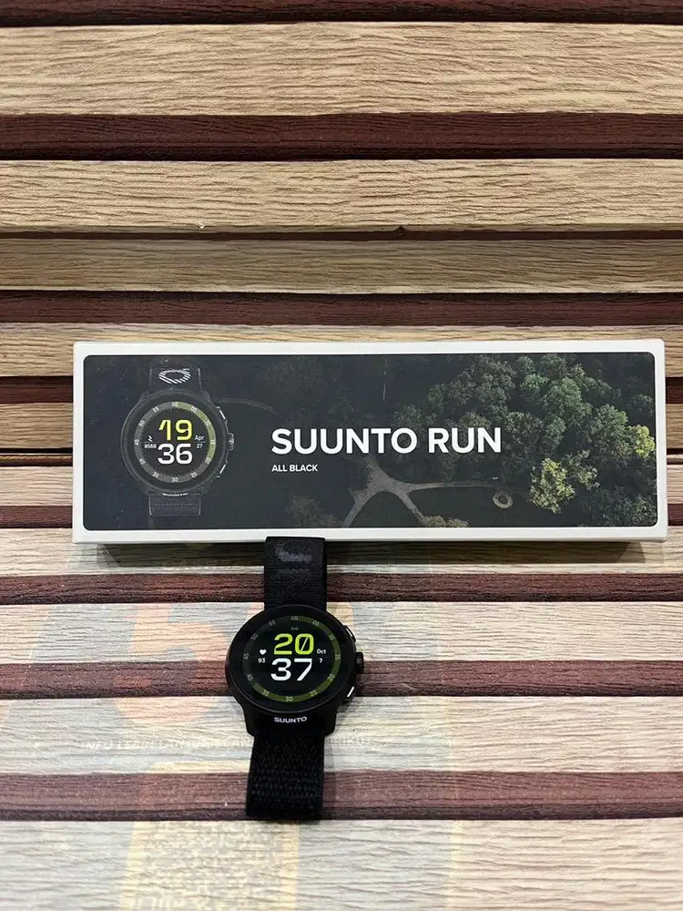 Suunto Run All Black Second Resmi Like New