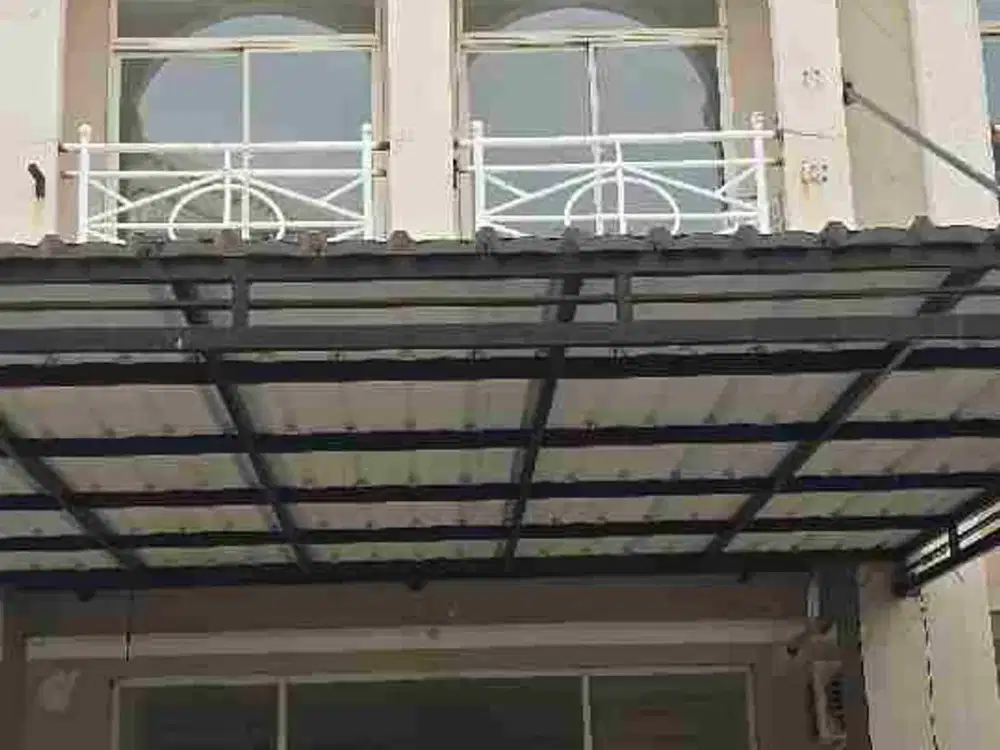Murah, Ruko 3 Lantai Siap Pakai Di GGC