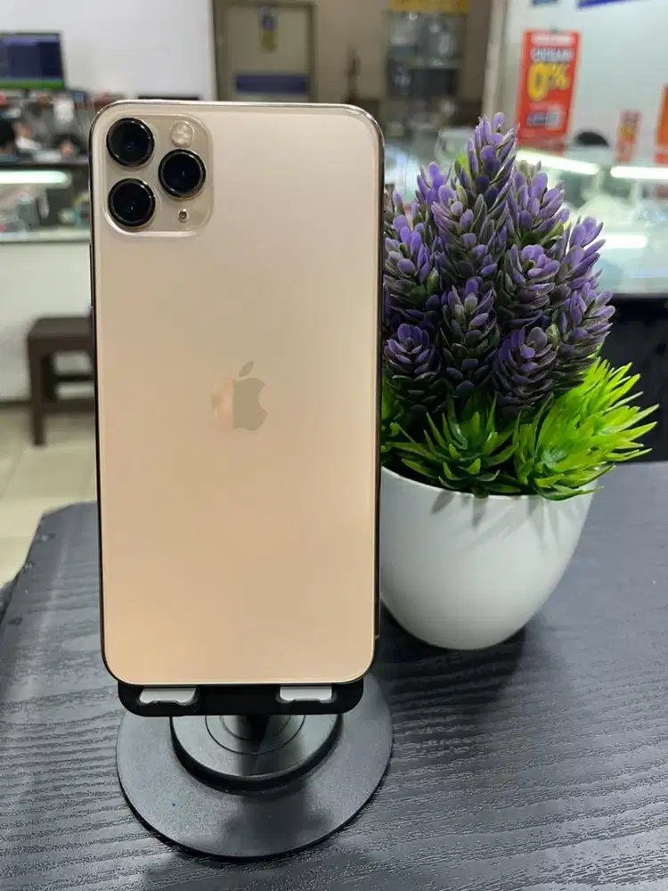 iphone 11 pro max 64gb gold id/a bh 100 notif bs tuker tambah