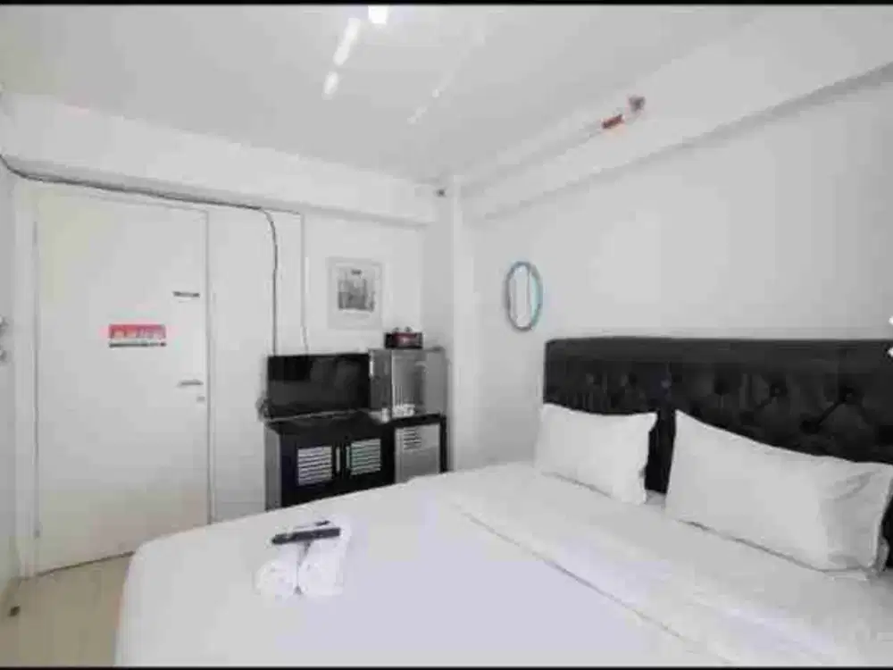 JUAL cepat Apartemen Studio Furnish Tower H Baaaura City , SHM