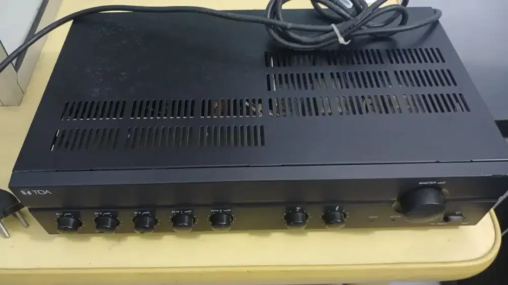 amplifier TOA ZA 2030