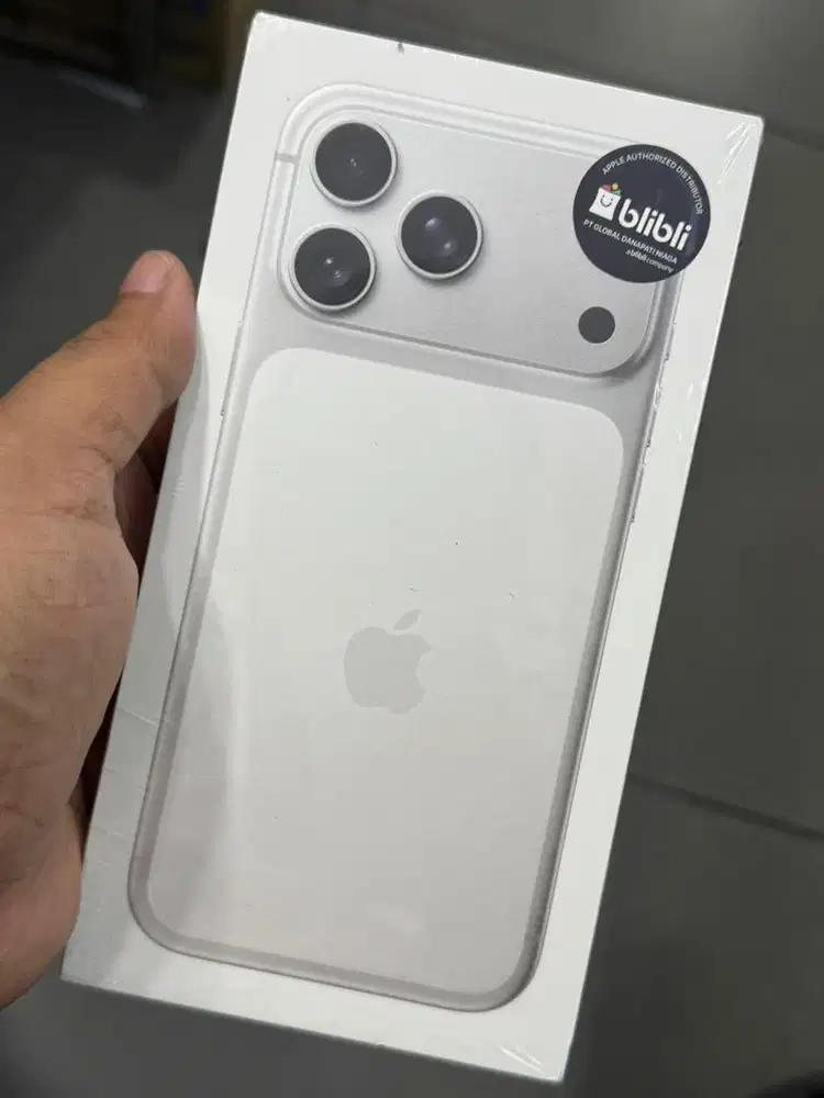 Iphone 17 pro max 512 new BNIB