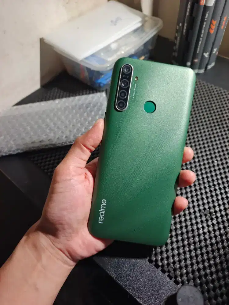 Realme 5i - Ram 4gb Internal 64gb
