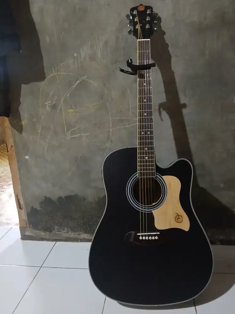 Gitar akustik elektrik