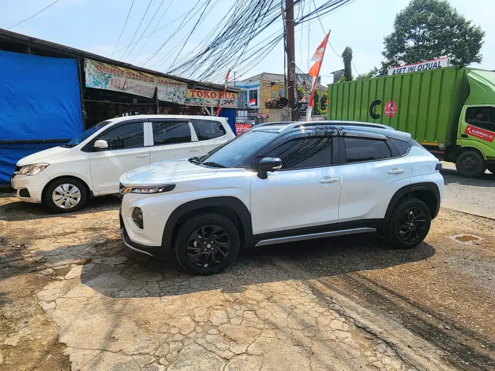 Suzuki Fronx SGX 2 tone 2025 KM 4000