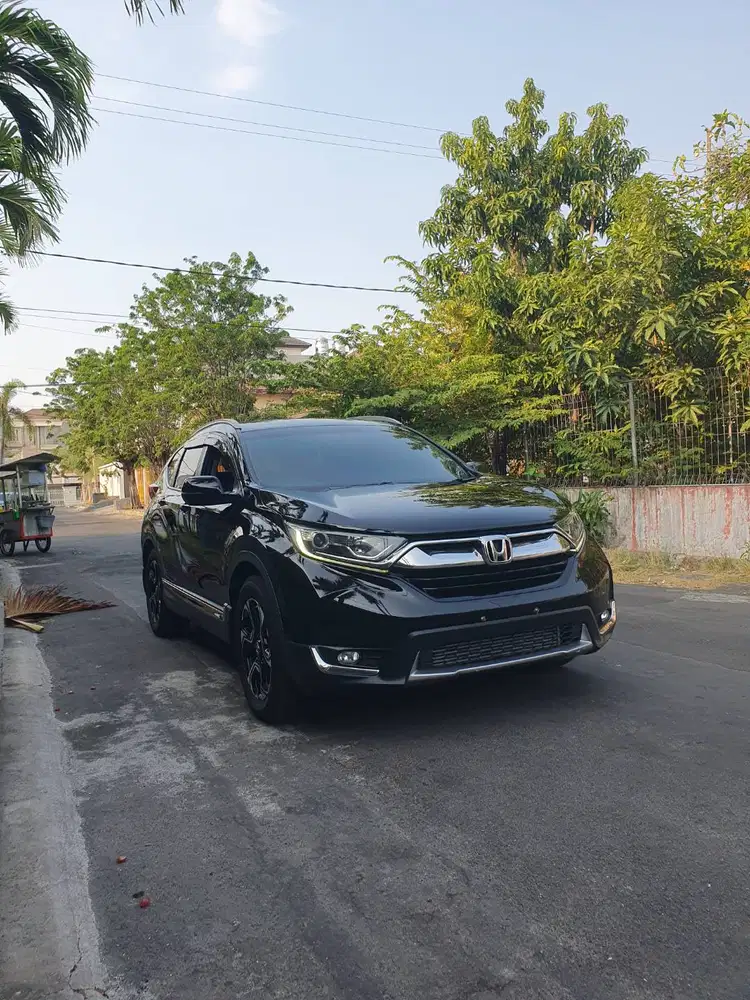 CRV/CR-V 2018 1.5 Turbo Matic warna hitam istimewa dan terawat