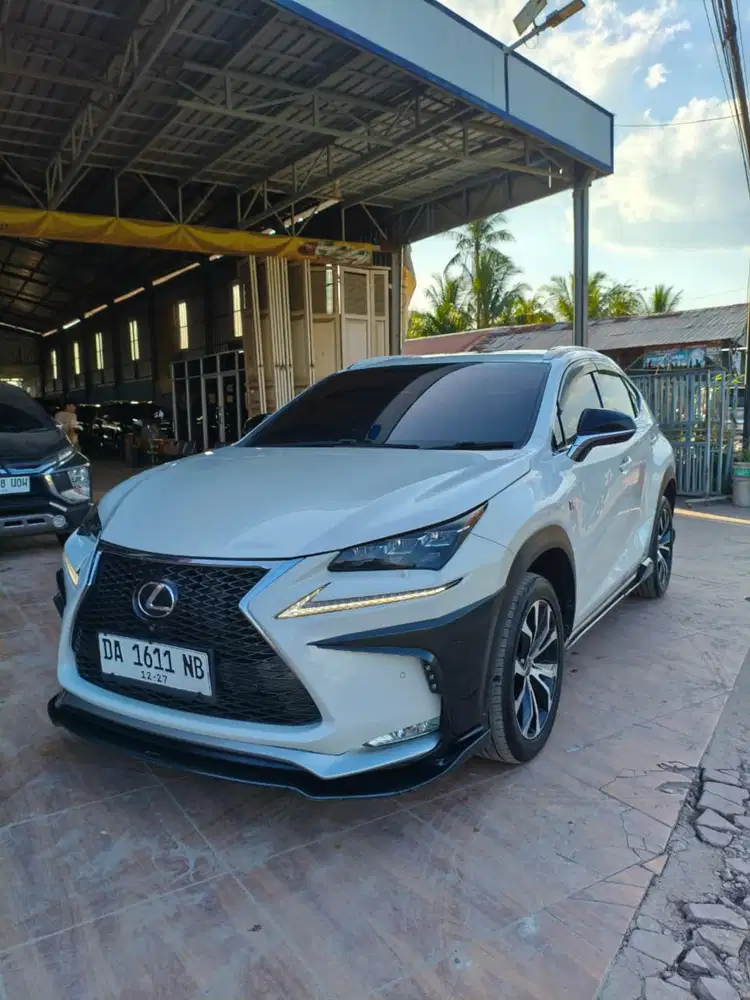 LEXUS NX 200T F-SPORT 2.0 2015 A/T