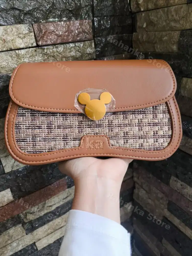 Mickey Tweed Brown