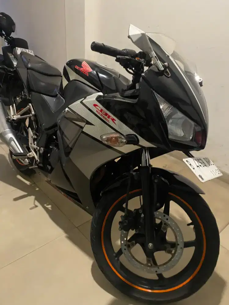 HONDA CBR 150 TAHUN 2014