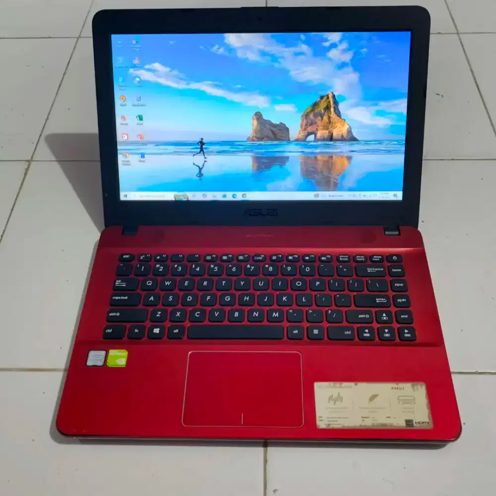Laptop Asus X441U Core i3 gen 6