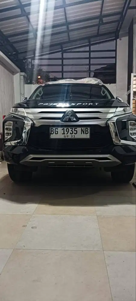 pajero sport 4x2 dakar hitam 2021