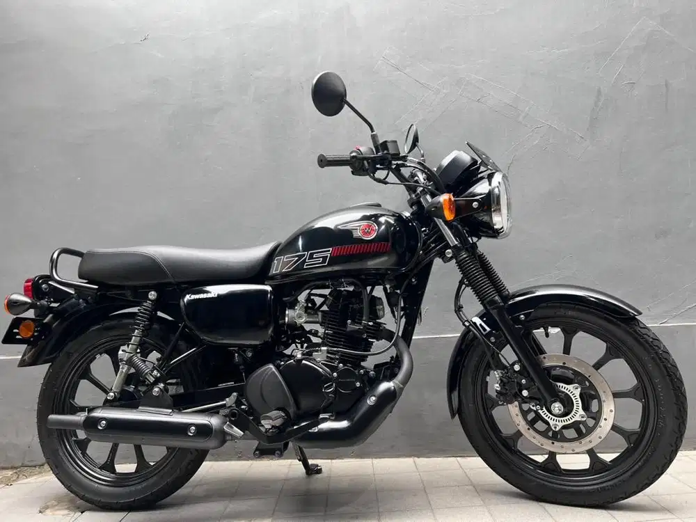 KM 600 PERAK !! KAWASAKI W175 STREET ABS INJEKSI TAHUN 2026 LIKE NEW