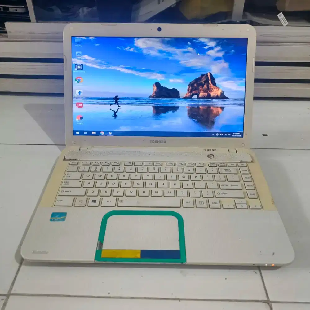 Laptop Toshiba L840 Core i5 ram 4