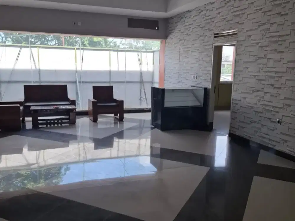 Ruang Usaha 2 lantai  Strategis di Gedebage Bandung