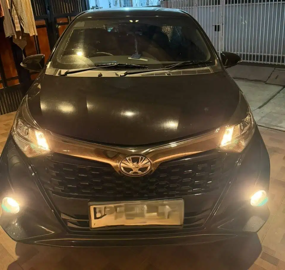 DIJUAL TOYOTA CALYA 2023 – HITAM – KONDISI 95%