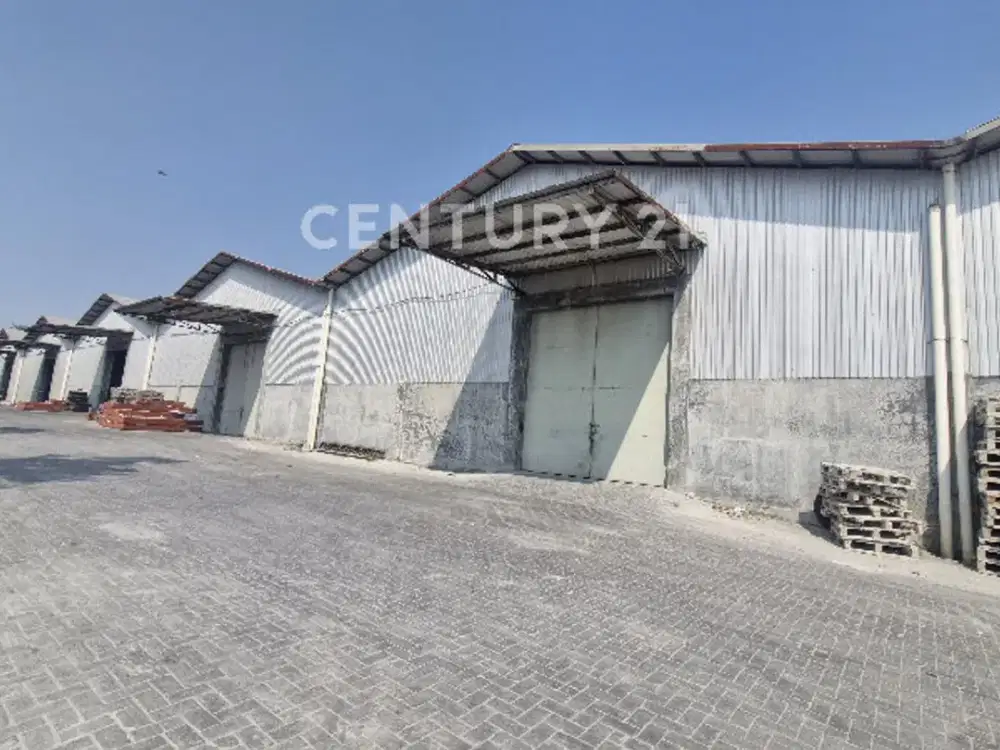 GUDANG SIAP PAKAI DI KAWASAN PERGUDANGAN KAPASA RAYA MAKASSAR