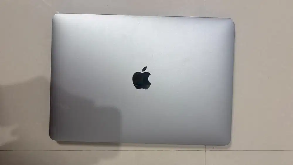 Macbook Pro 13-inch 2019 Two Thunderbolt 3 ports