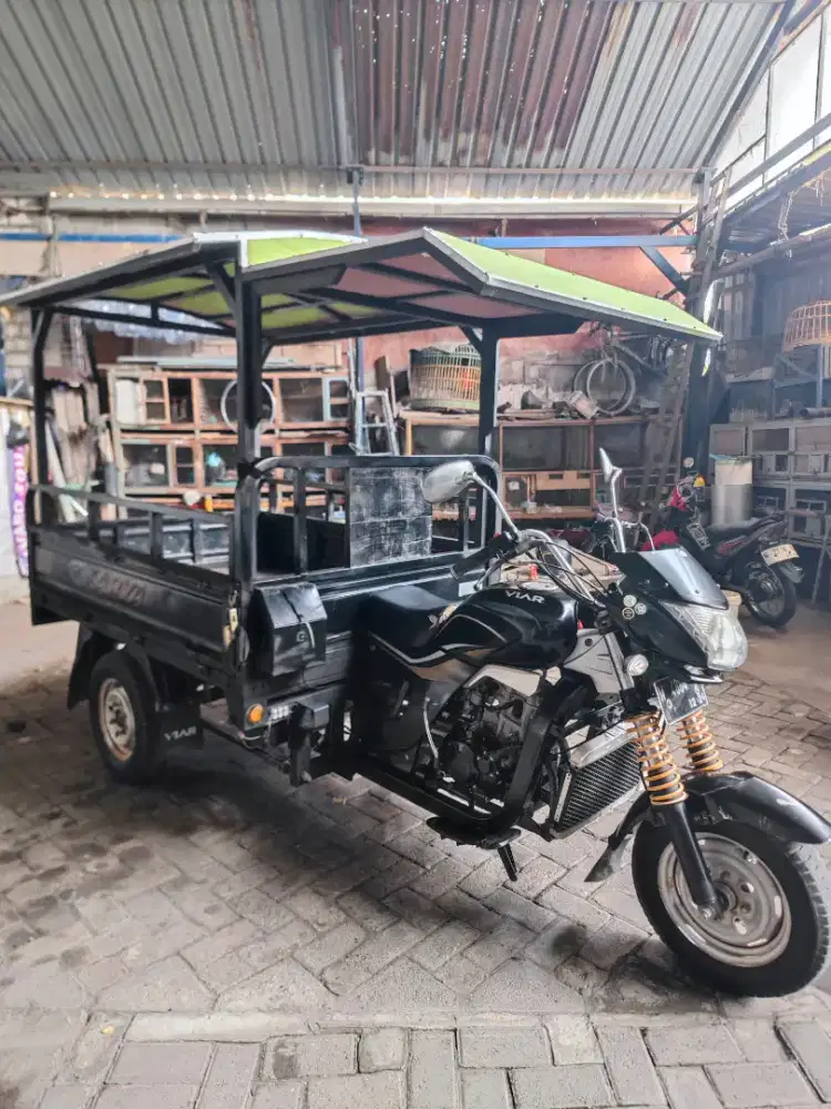 TOSSA VIAR 150R