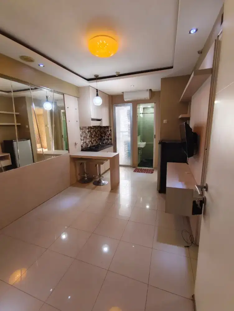 DIJUAL APARTEMEN BASSURA CITY 2BR SEMYFURNISHED