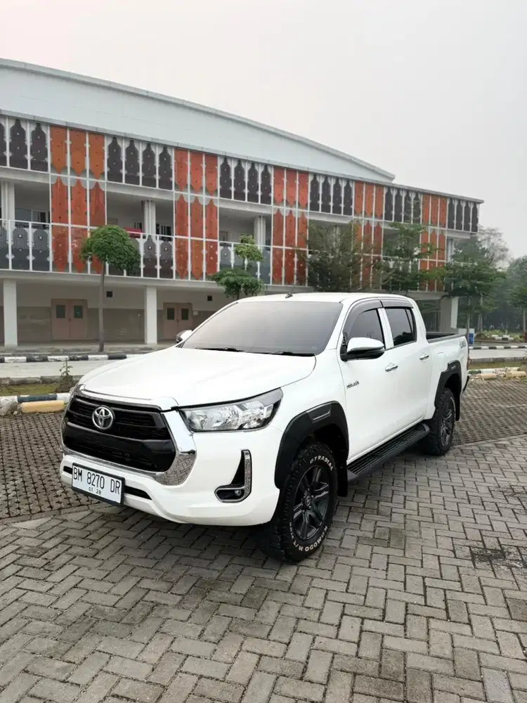 Hilux G 4x4 manual
