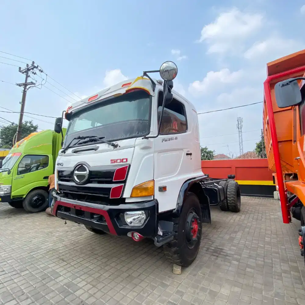 JUAL TRUK SECOND