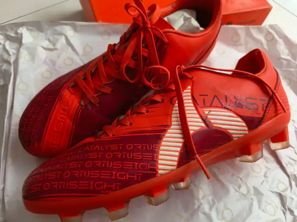 Sepatu Bola Ortuseight Catalyst Revenge FG (No. 38)