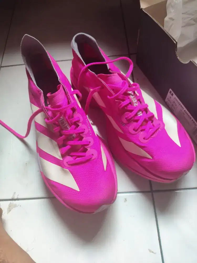Di Jual Sepatu Running Adidas Adizero Adios Pro 4 & Evo SL Preloved