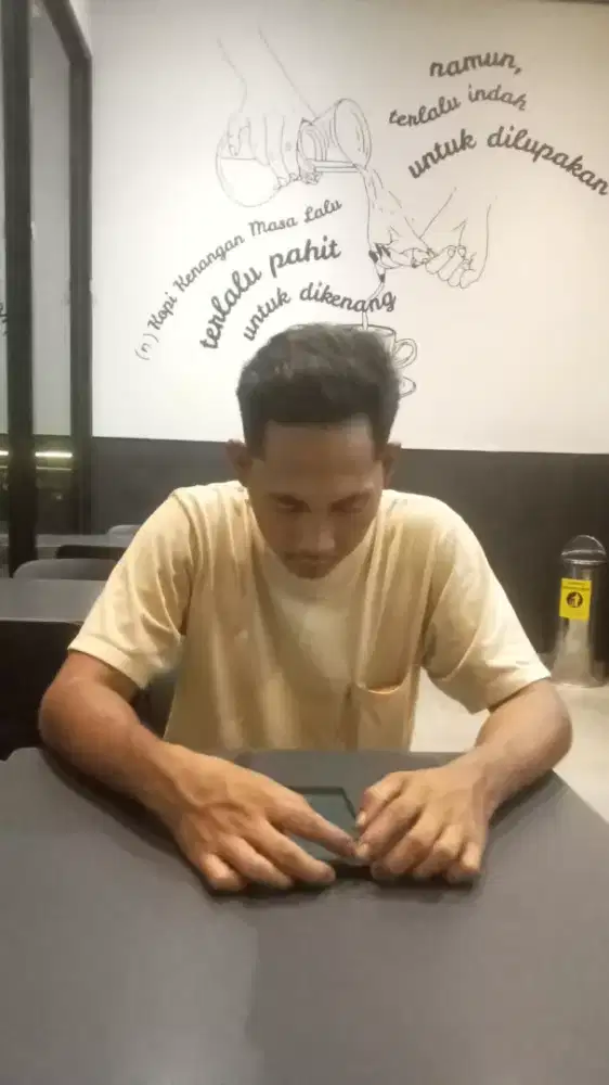 Mencari pekerjaan apa saja yg penting halal