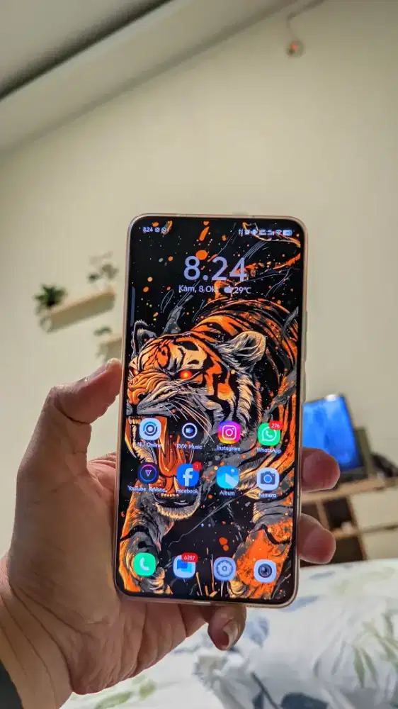 IQOO 13 (16/512gb) Muluss