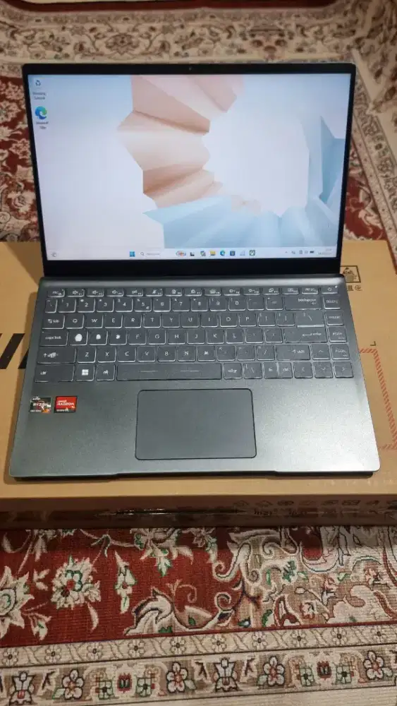 Laptop MSI Modern 14 Ryzen 7 Ram 16 GB/512 GB