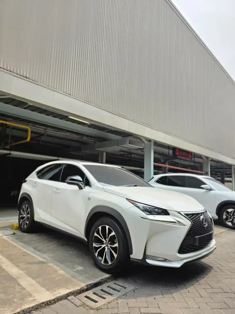 JUAL CASH TERMURAH LEXUS NX200T 2015 FSPORT