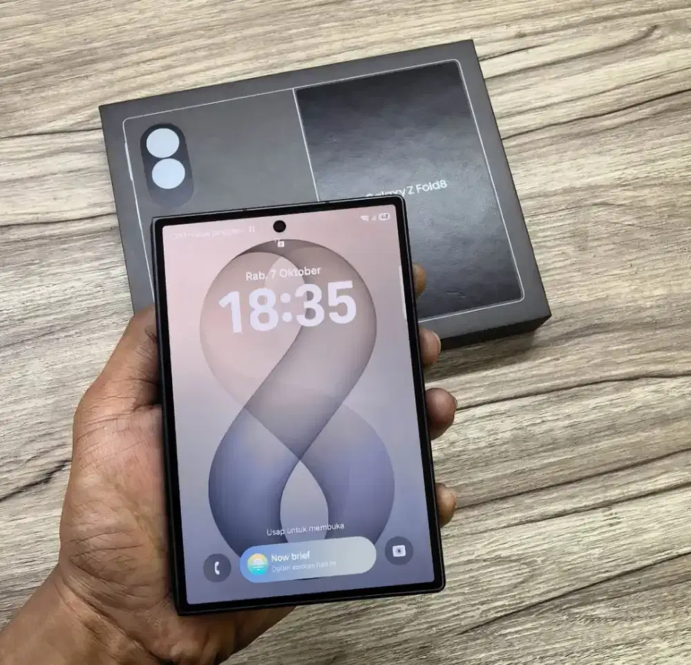 Galaxy Fold 8 12/256gb Garansi On bisa TT